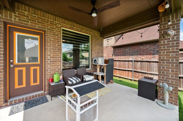 2919 Ladoga Drive, Grand Prairie, TX 75054