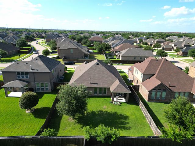 2919 Ladoga Drive, Grand Prairie, TX 75054