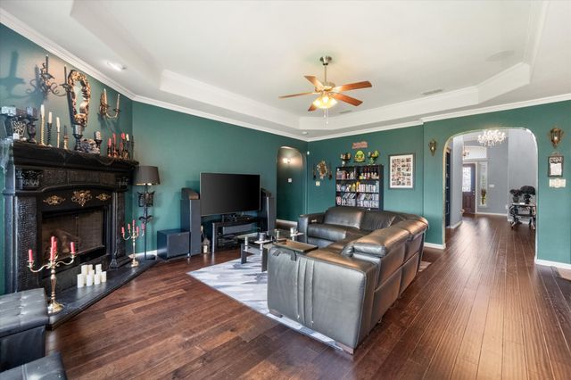 2919 Ladoga Drive, Grand Prairie, TX 75054
