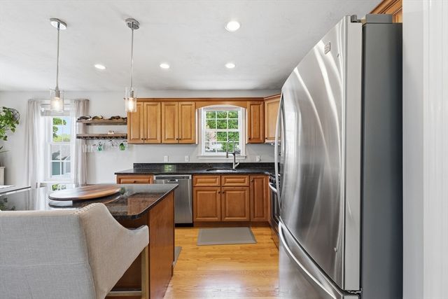 11 Macarthur Blvd B, Danvers, MA 01923