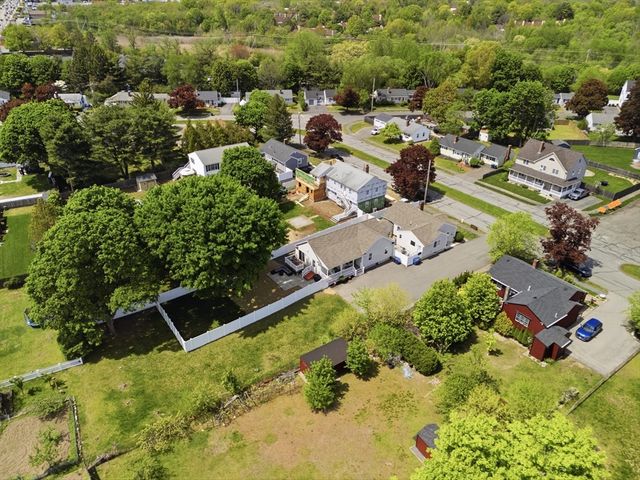 11 Macarthur Blvd B, Danvers, MA 01923