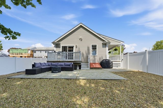 11 Macarthur Blvd B, Danvers, MA 01923