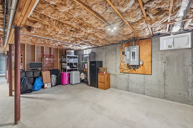 11 Macarthur Blvd B, Danvers, MA 01923