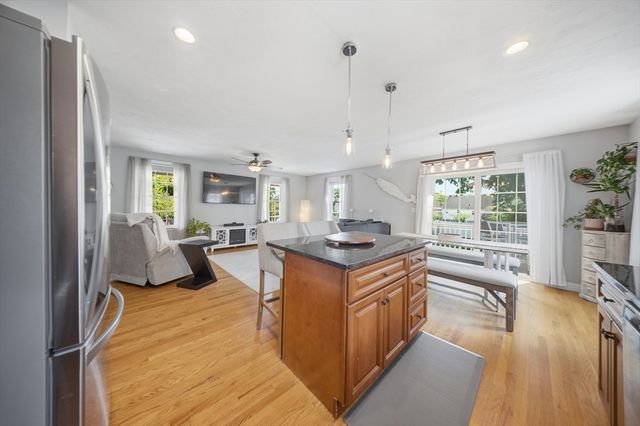 11 Macarthur Blvd B, Danvers, MA 01923