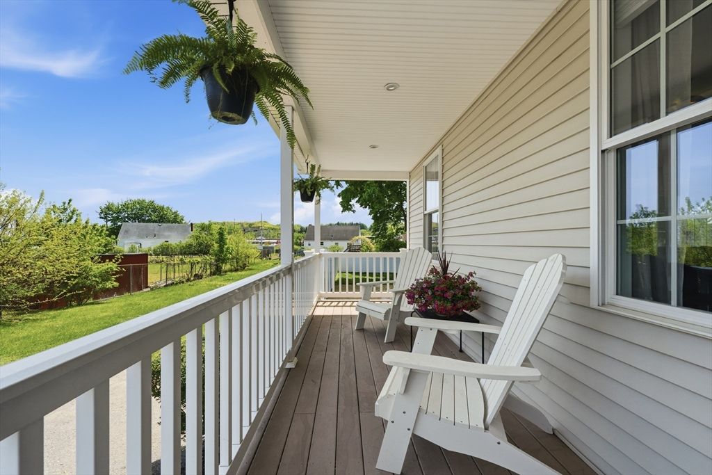 11 Macarthur Blvd B, Danvers, MA 01923