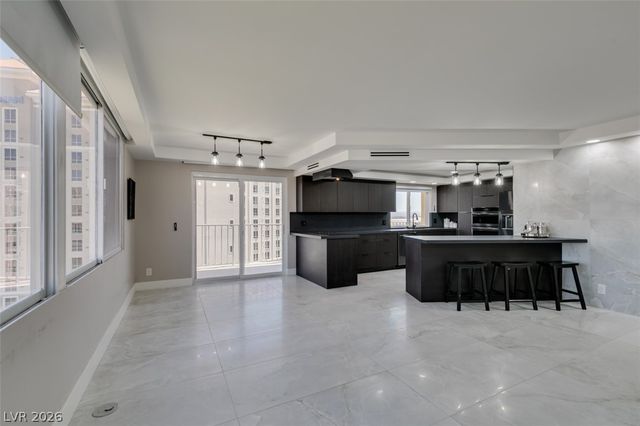 205 East Harmon Avenue 1012, Las Vegas, NV 89169