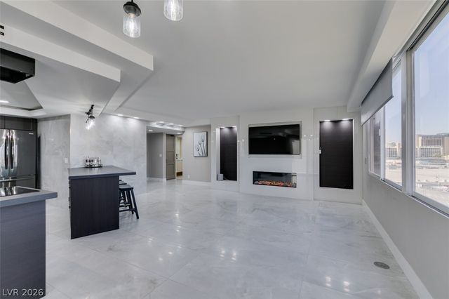 205 East Harmon Avenue 1012, Las Vegas, NV 89169