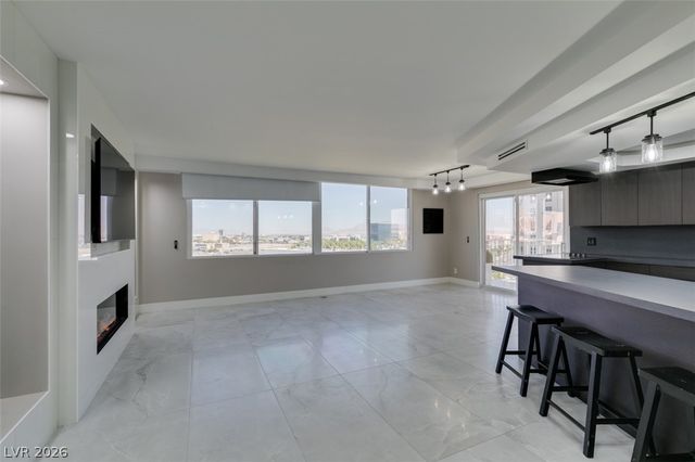 205 East Harmon Avenue 1012, Las Vegas, NV 89169