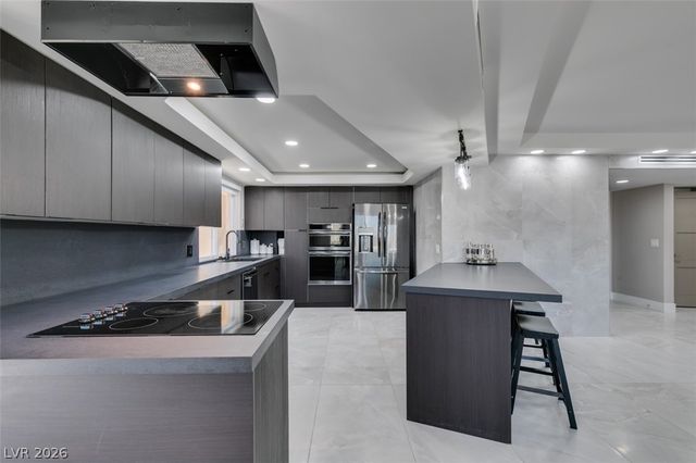 205 East Harmon Avenue 1012, Las Vegas, NV 89169