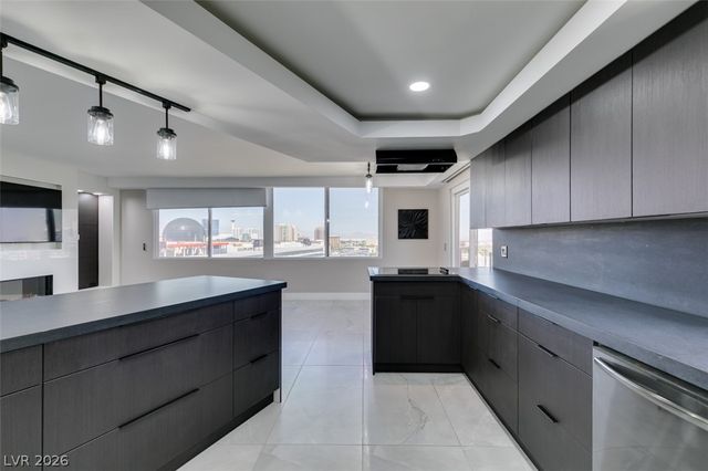 205 East Harmon Avenue 1012, Las Vegas, NV 89169