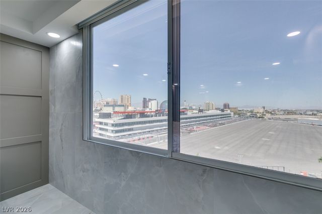 205 East Harmon Avenue 1012, Las Vegas, NV 89169