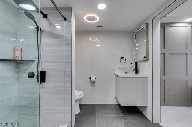 205 East Harmon Avenue 1012, Las Vegas, NV 89169