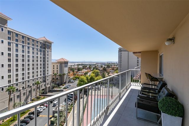 205 East Harmon Avenue 1012, Las Vegas, NV 89169
