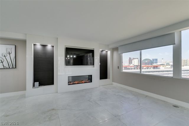 205 East Harmon Avenue 1012, Las Vegas, NV 89169