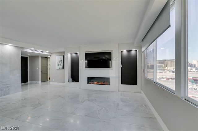 205 East Harmon Avenue 1012, Las Vegas, NV 89169