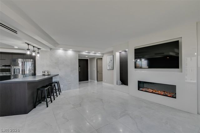 205 East Harmon Avenue 1012, Las Vegas, NV 89169