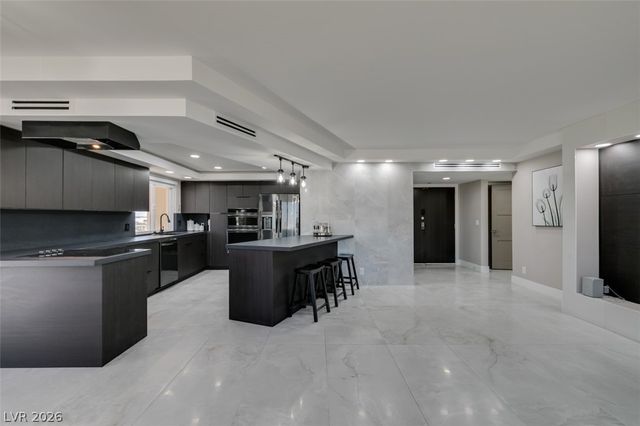 205 East Harmon Avenue 1012, Las Vegas, NV 89169