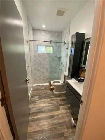 13815 Vanowen Street, Van Nuys, CA 91405