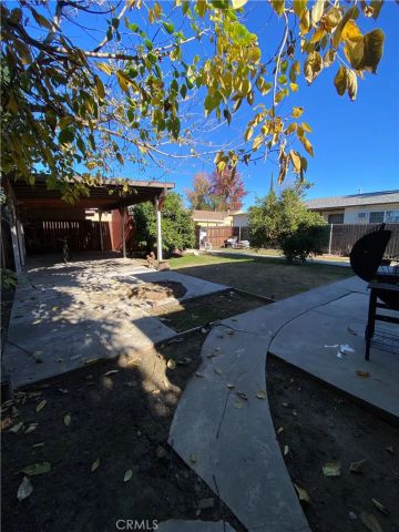 13815 Vanowen Street, Van Nuys, CA 91405