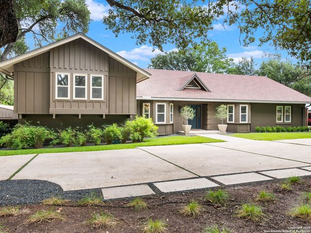 121 LABURNUM DR, San Antonio, TX 78209