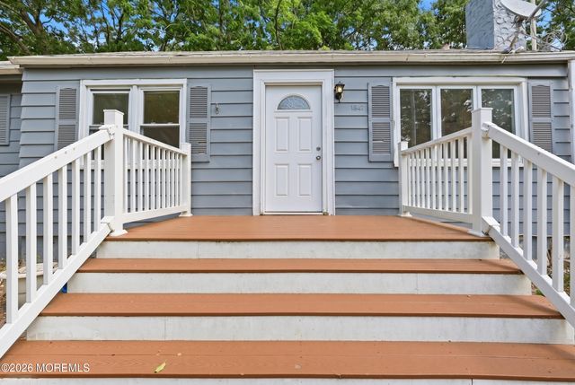 1947 New Street, Toms River, NJ 08753