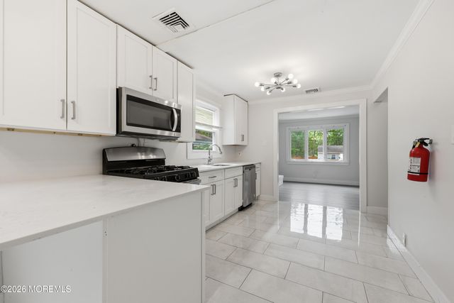 1947 New Street, Toms River, NJ 08753