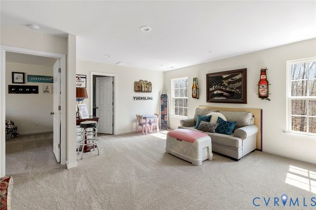 11177 Creeks Edge Rd, New Kent, VA 23124