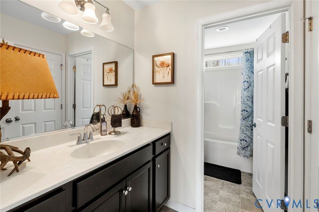 11177 Creeks Edge Rd, New Kent, VA 23124