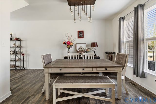 11177 Creeks Edge Rd, New Kent, VA 23124