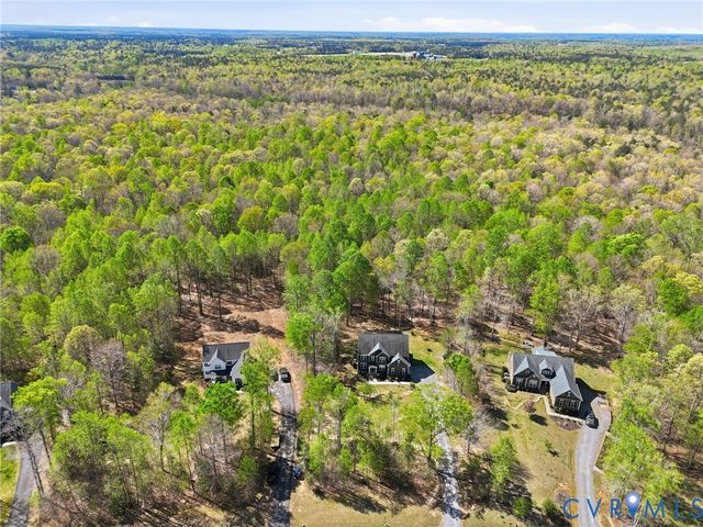 11177 Creeks Edge Rd, New Kent, VA 23124