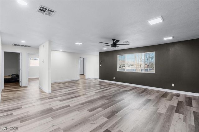 3313 El Camino Real, Las Vegas, NV 89121