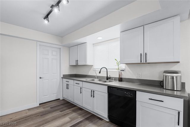 3313 El Camino Real, Las Vegas, NV 89121