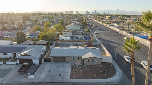 3313 El Camino Real, Las Vegas, NV 89121
