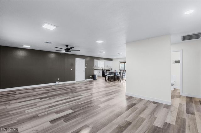 3313 El Camino Real, Las Vegas, NV 89121