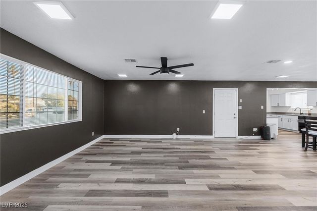 3313 El Camino Real, Las Vegas, NV 89121