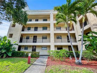 11485 OAKHURST ROAD A102, Largo, FL 33774