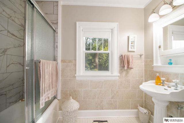 1950 Jefferson Avenue, Lincoln, NE 68502