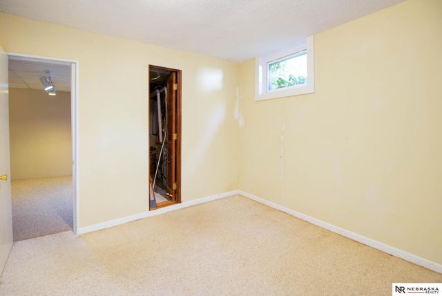 1950 Jefferson Avenue, Lincoln, NE 68502