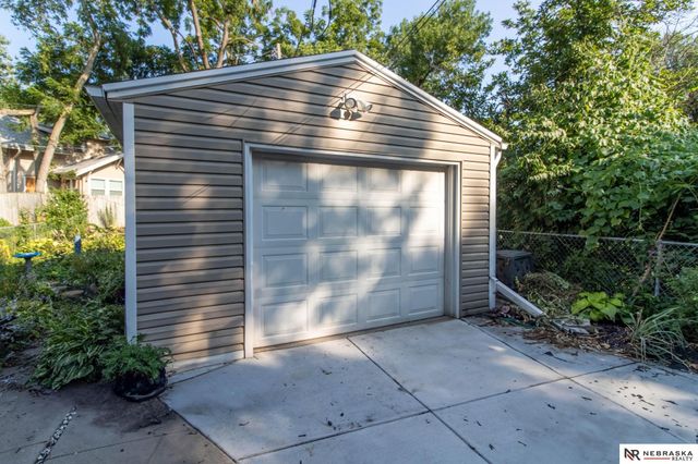 1950 Jefferson Avenue, Lincoln, NE 68502