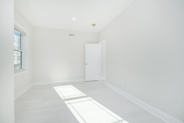 1540 N Shore Road 101, Revere, MA 02151
