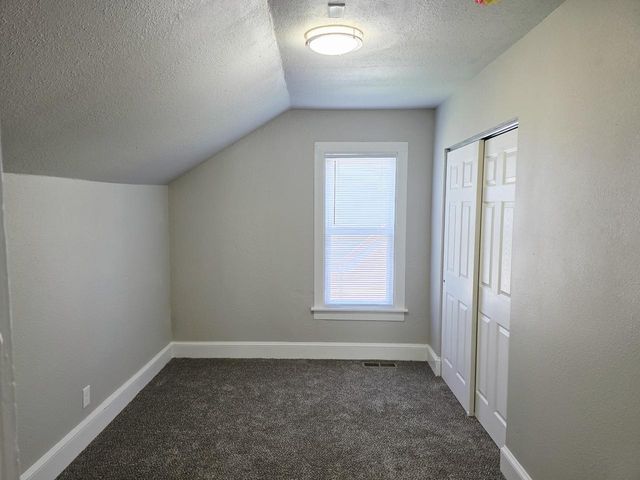 3203 N 33rd STREET, Milwaukee, WI 53216