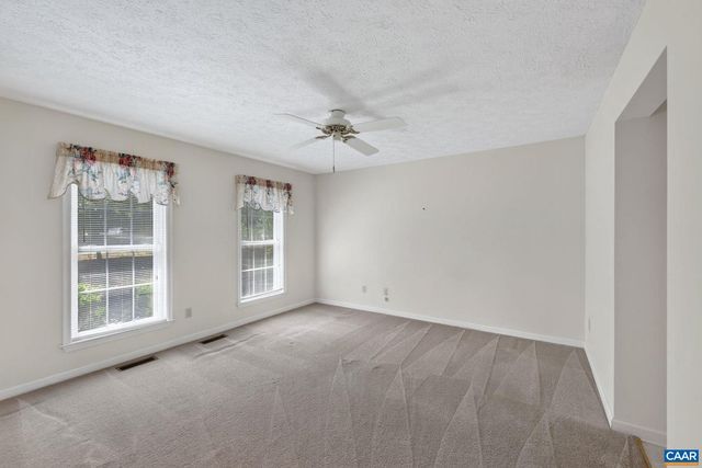 22 BEGUM RD, Palmyra, VA 22963