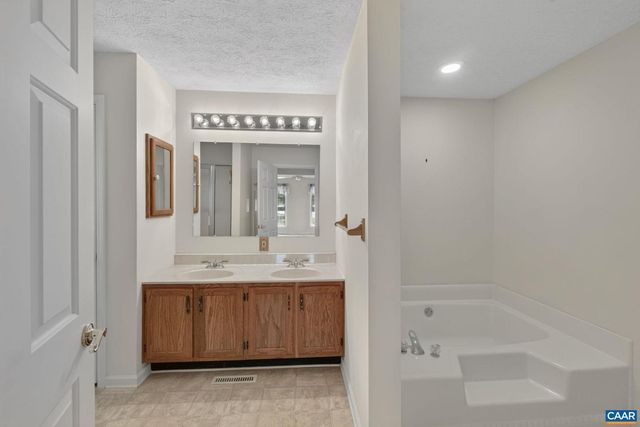 22 BEGUM RD, Palmyra, VA 22963