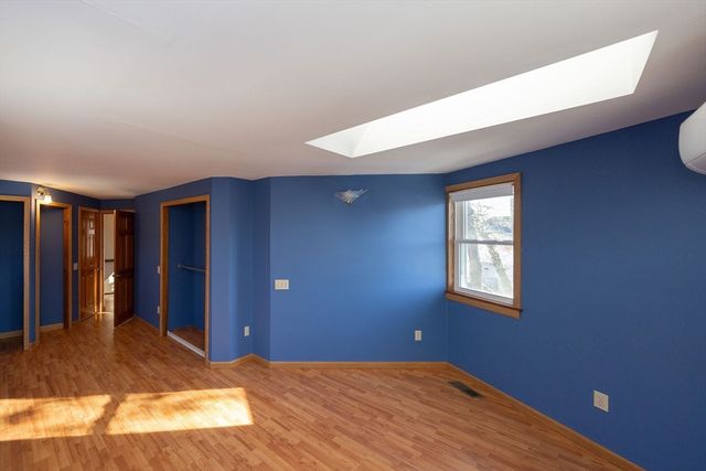 2 Teconnett Path, Worcester, MA 01605