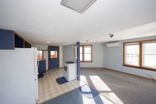 2 Teconnett Path, Worcester, MA 01605
