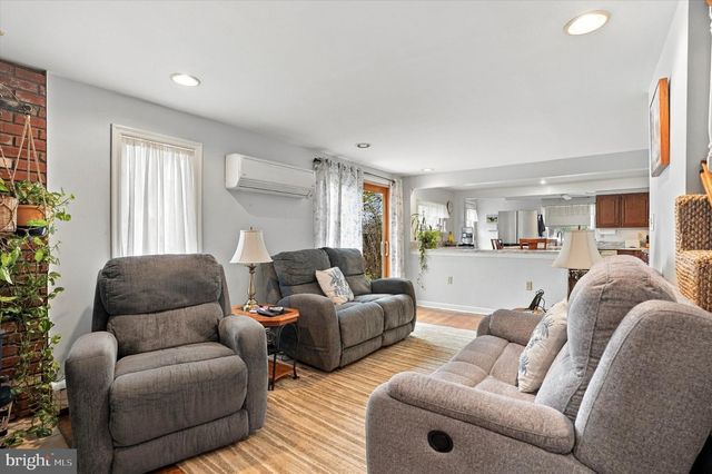 43 GREENE RD, Warminster, PA 18974