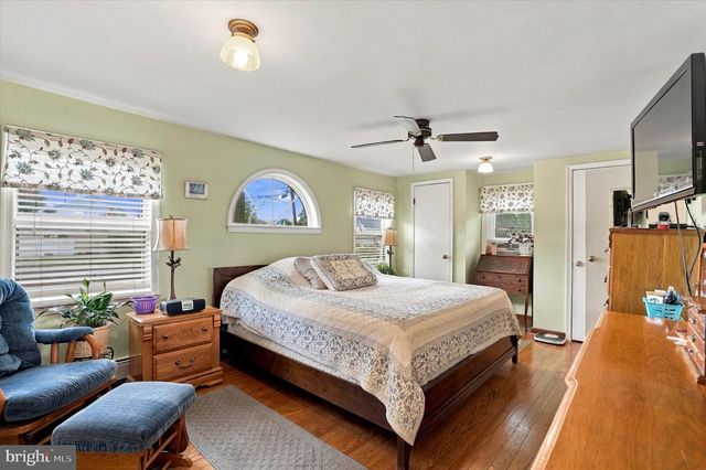 43 GREENE RD, Warminster, PA 18974