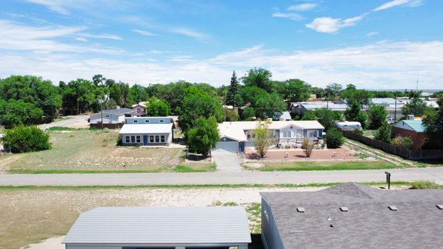 506 W ARTHUR Avenue, Estancia, NM 87016