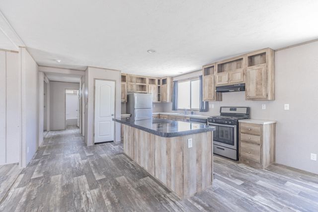 506 W ARTHUR Avenue, Estancia, NM 87016