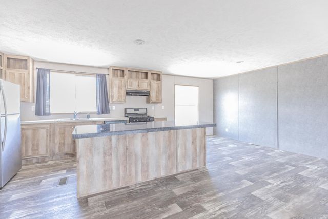 506 W ARTHUR Avenue, Estancia, NM 87016